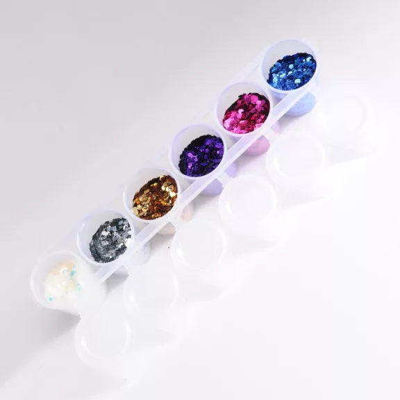 Superstar 6 darabos nagyszemcsés kozmetikai csillám szett Glamour színekben (pl. arany, ezüst, irizáló), arcra, testre, hajra, elegáns alkalmi és fesztivál sminkhez
