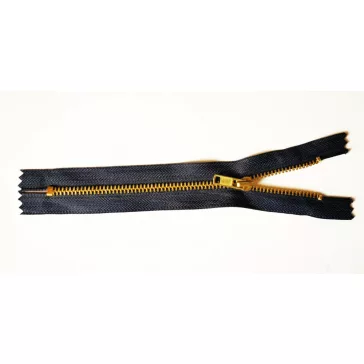   Fémcipzár, VT0-ás zárt húzózár - réz -18 cm több szín