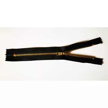   Fémcipzár, VT0-ás zárt húzózár - réz -18 cm több szín