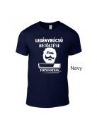 Póló fehér felirattal: 'Legénybúcsú betöltése folyamatban...', vicces legénybúcsú ruházat