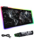 XXXL méretű világító gamer egérpad térkép designnal, LED világítással egy gamer asztalon