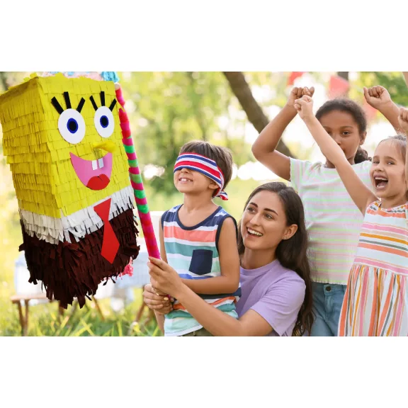 SpongyaBob Kockanadrág alakú színes party pinata szülinapi zsúrra