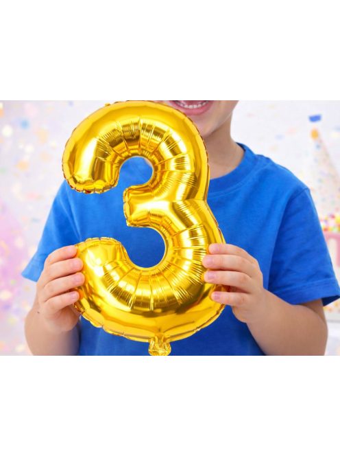 3-as szám arany fólia lufi 66 cm születésnapi dekoráció