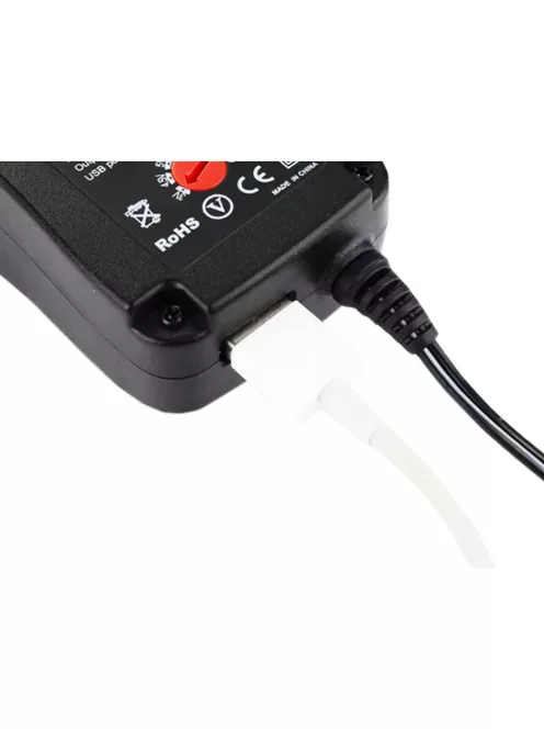 Univerzális Szabályozható Töltő, Tápegység 3–12 V 6 féle csatlakozóval