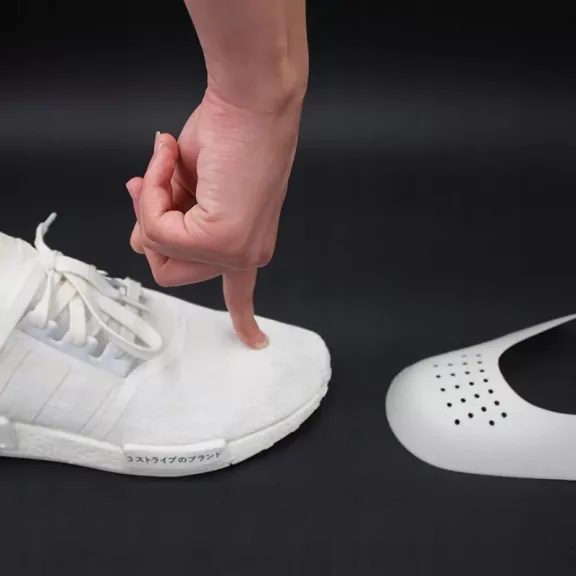 Sneaker Shield cipőorr-merevítő betét a gyűrődések megelőzésére 40-46-os méretben