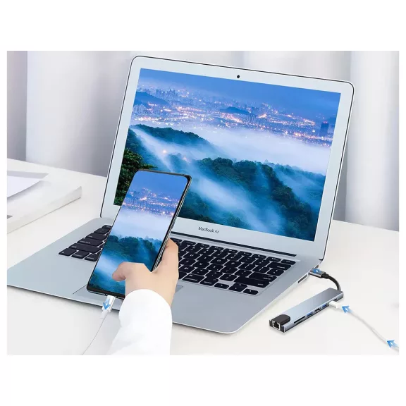 8 az 1-ben USB-C HUB adapter HDMI, RJ45, SD/TF, USB-A és USB-C csatlakozókkal