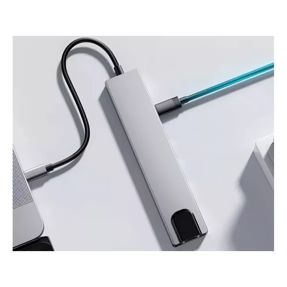 8 az 1-ben USB-C HUB adapter HDMI, RJ45, SD/TF, USB-A és USB-C csatlakozókkal
