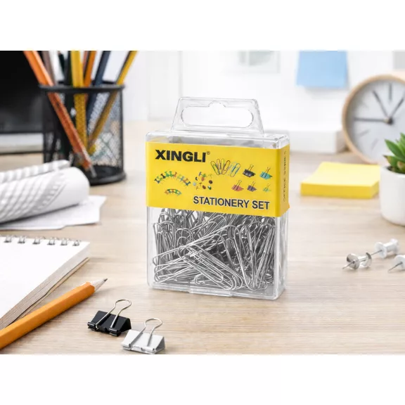 31 mm-es klasszikus ezüst fém gemkapocs készlet 70 darabos csomagban, átlátszó műanyag tárolódobozban dokumentumok rendezéséhez