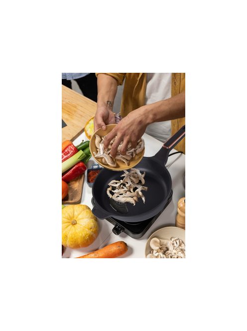  Tapadásmentes Serpenyő Indukciós és Gázfőzőlaphoz 28 cm-es