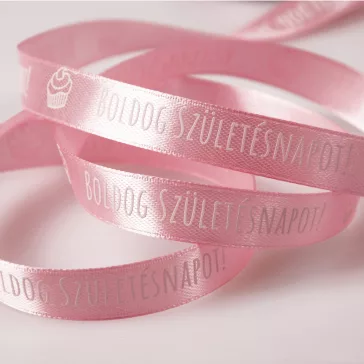   Boldog Születésnapot feliratos szatén szalagok - 12 mm több színben