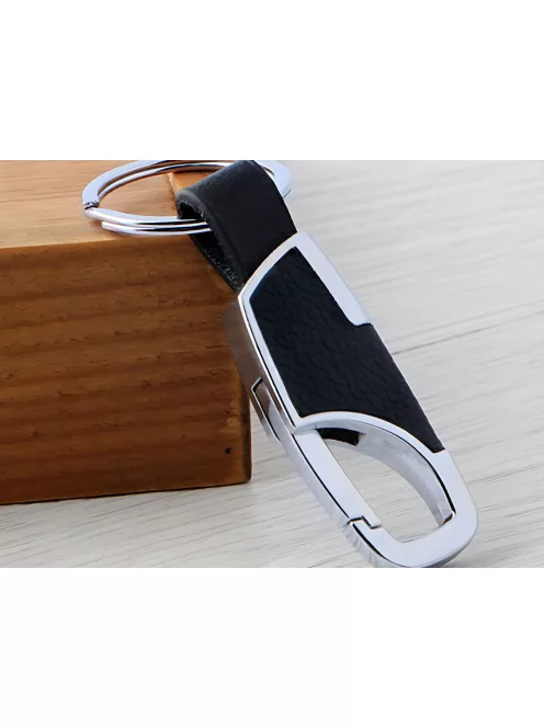 Fém kulcstartó, karabíner, műbőr betét, ezüst fekete, elegáns kulcstartó, kulcsrendszerező, ajándék kulcstartó, modern design