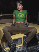 Check Engine póló, motorhiba jelző, vicces autós póló, autós ajándék