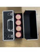XL méretű Soulima 22529 kozmetikai koffer, fekete és ezüst színben, nyitott állapotban látható kihúzható polcokkal és UV/LED lámpával a belső térben