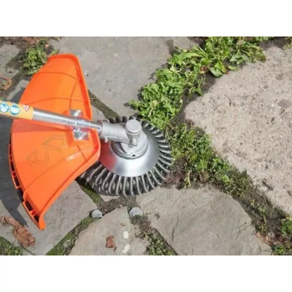 200 mm-es acél drótkefe benzines fűkaszához gyomok és moha eltávolítására