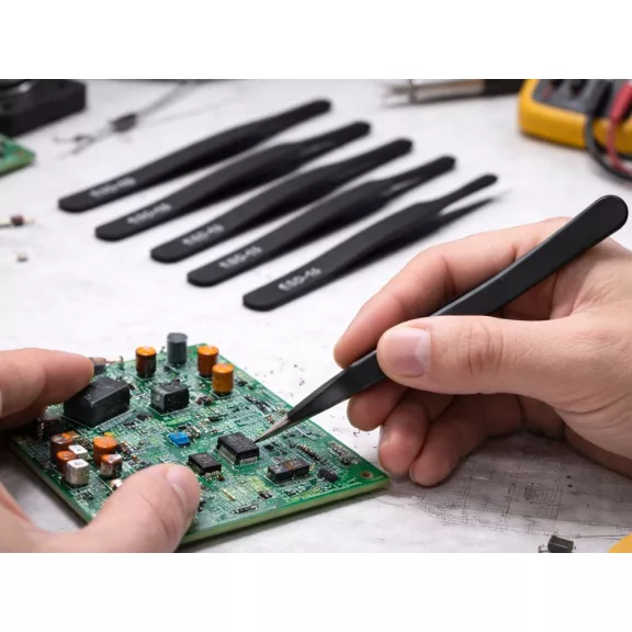 Antisztatikus precíziós csipeszkészlet 6 darab elektronikai és modellezési munkákhoz