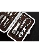 7 darabos manikűr és pedikűr készlet barna, cipzáras tokban, acél körömvágóval és reszelővel