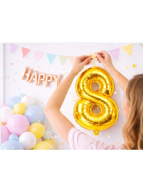 8-as szám arany fólia lufi 66 cm születésnapi dekoráció
