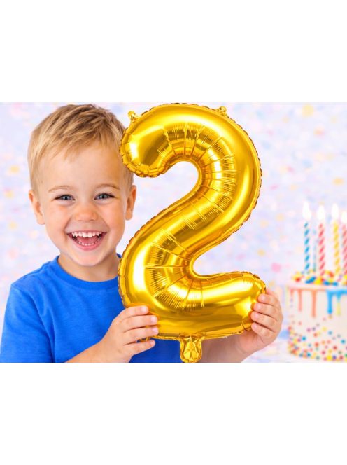 2-es szám arany fólia lufi 66 cm születésnapi dekoráció