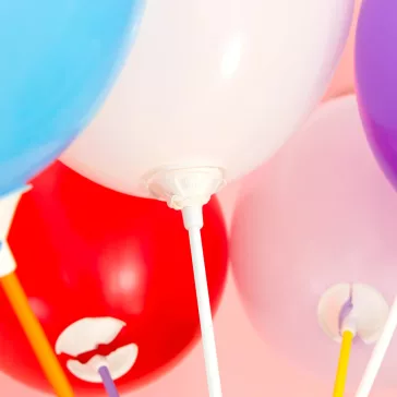 PartyPal ECO fehér papír lufitartó pálcikák kupakkal 35 cm 10 db