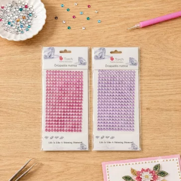 Öntapadós strasszkő 6 mm pink és lila színben 260 db/cs