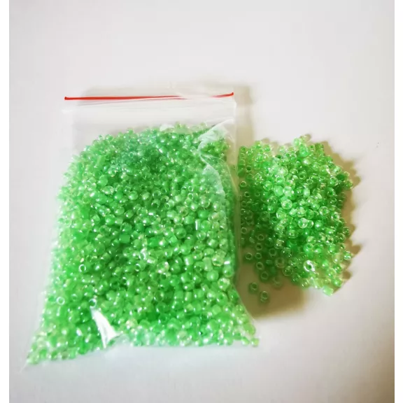 Kásagyöngy - gyöngyház 25g több színben 2 mm