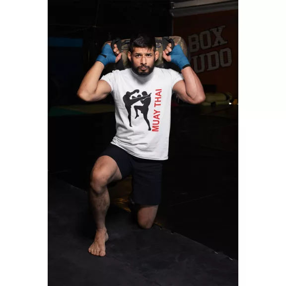 Kereknyakú póló muay thai, thai box mintával.